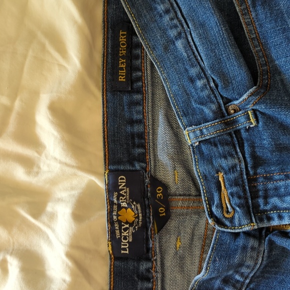 Lucky "Riley" Shorts - Picture 2 of 3